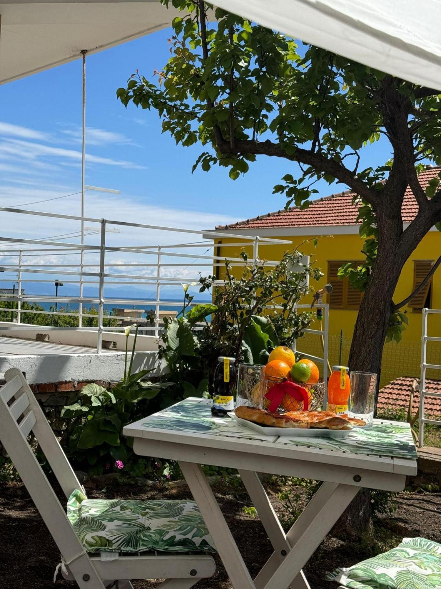 Bellavista Villa Савона Екстериор снимка